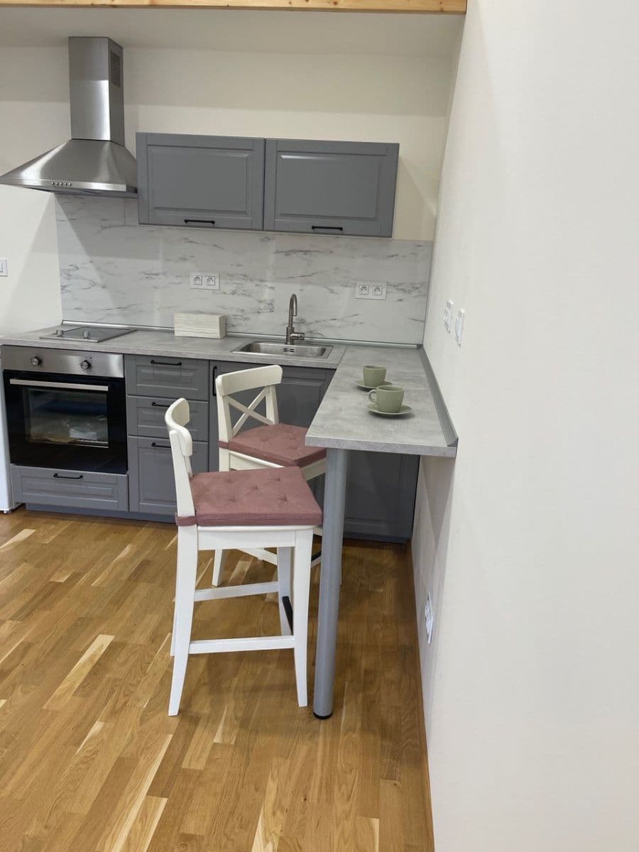 Predaj bytu 1-izbový 28 m², Legerova, Praha, Praha Predaj bytu 1-izbový 28 m², Legerova, Praha, Praha