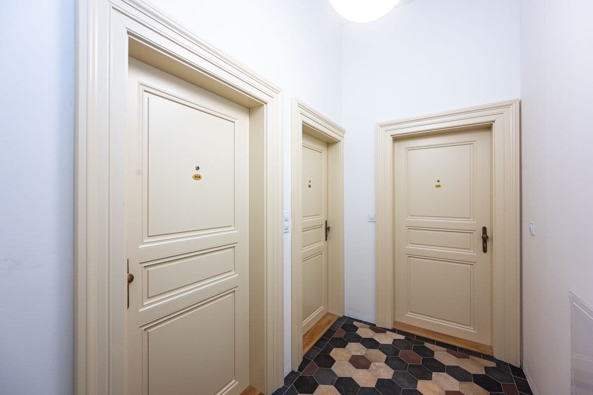 Predaj bytu 1-izbový 28 m², Legerova, Praha, Praha Predaj bytu 1-izbový 28 m², Legerova, Praha, Praha