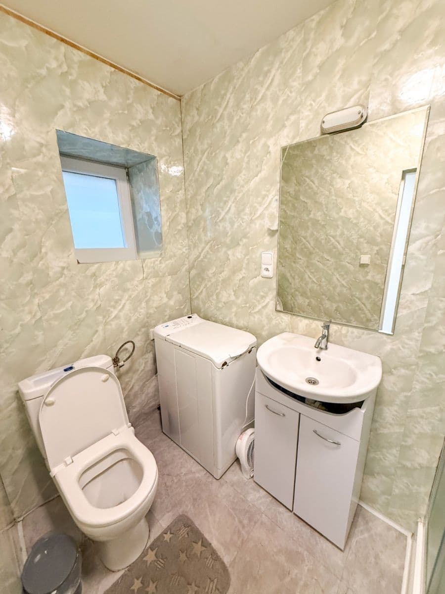 Prenájom bytu 1-izbový 42 m², Husitská, Praha, Praha Prenájom bytu 1-izbový 42 m², Husitská, Praha, Praha