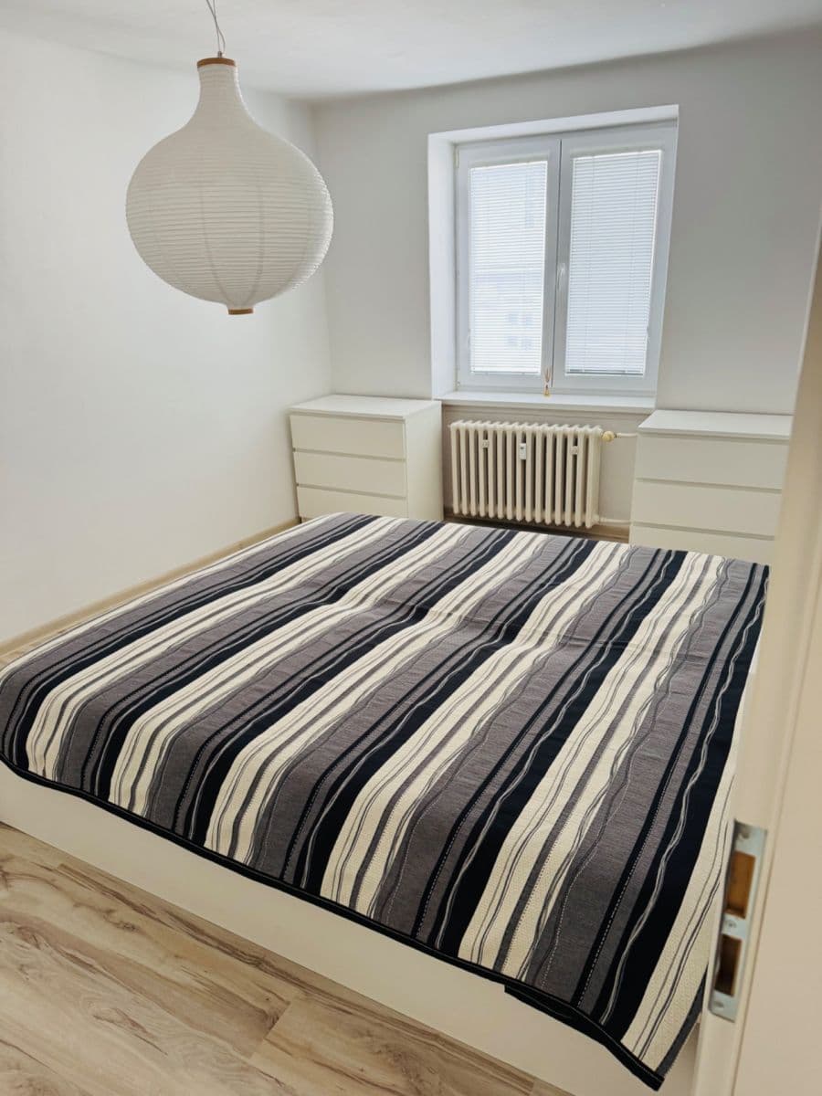 Prenájom bytu 2-izbový 55 m², Šoltésovej, Bratislava - mestská časť Staré Mesto, Bratislavský kraj Prenájom bytu 2-izbový 55 m², Šoltésovej, Bratislava - mestská časť Staré Mesto, Bratislavský kraj