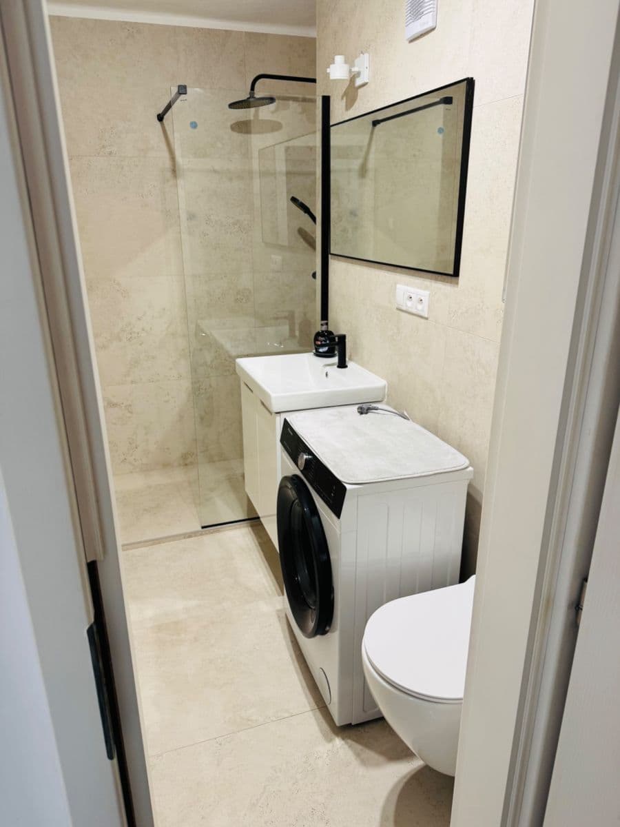 Prenájom bytu 2-izbový 55 m², Šoltésovej, Bratislava - mestská časť Staré Mesto, Bratislavský kraj Prenájom bytu 2-izbový 55 m², Šoltésovej, Bratislava - mestská časť Staré Mesto, Bratislavský kraj