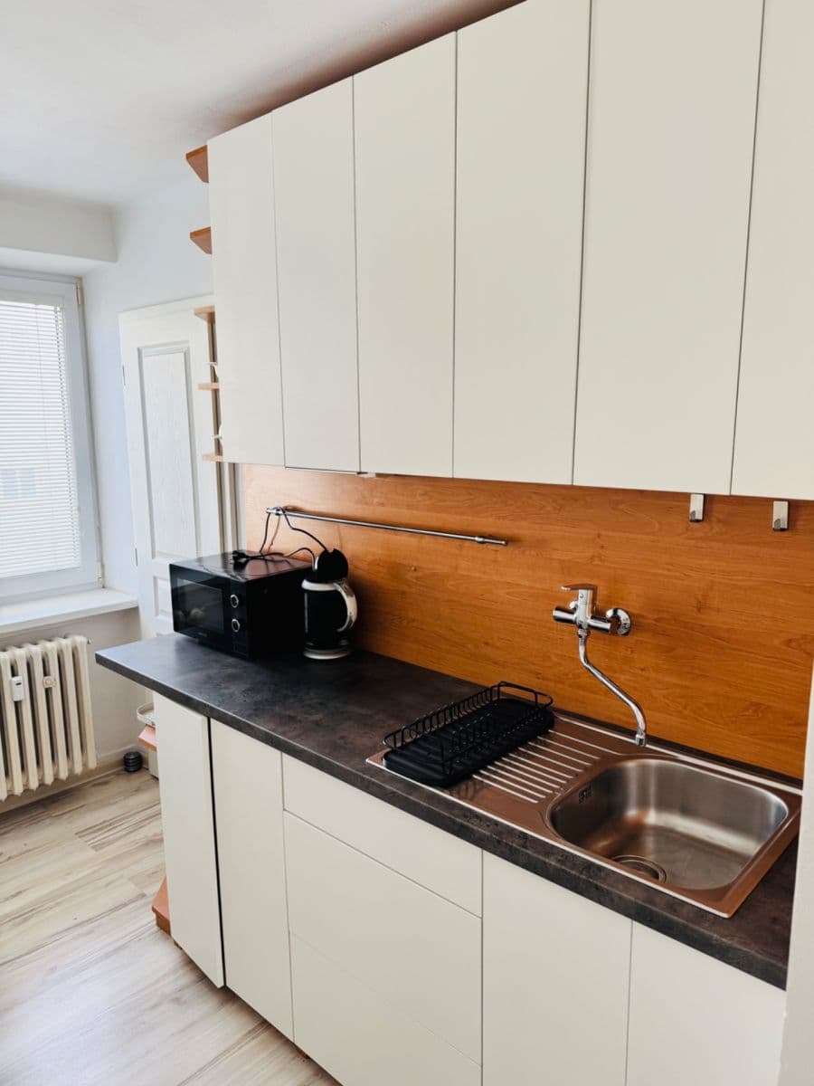 Prenájom bytu 2-izbový 55 m², Šoltésovej, Bratislava - mestská časť Staré Mesto, Bratislavský kraj Prenájom bytu 2-izbový 55 m², Šoltésovej, Bratislava - mestská časť Staré Mesto, Bratislavský kraj