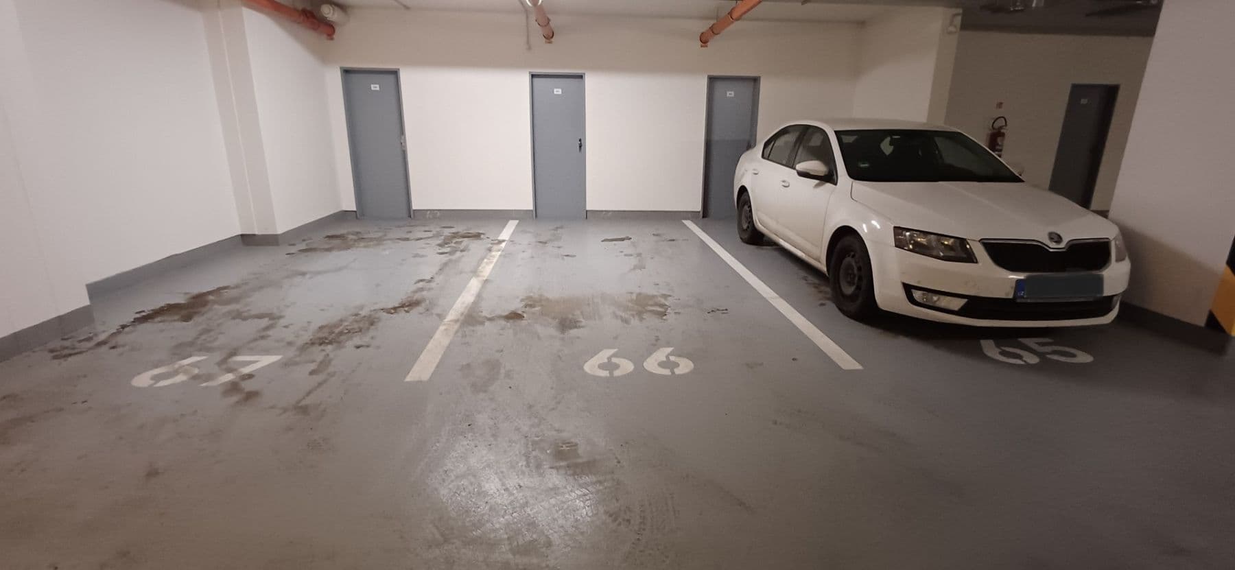 Prenájom bytu 2-izbový 46 m², Hlučkova, Praha, Praha Prenájom bytu 2-izbový 46 m², Hlučkova, Praha, Praha