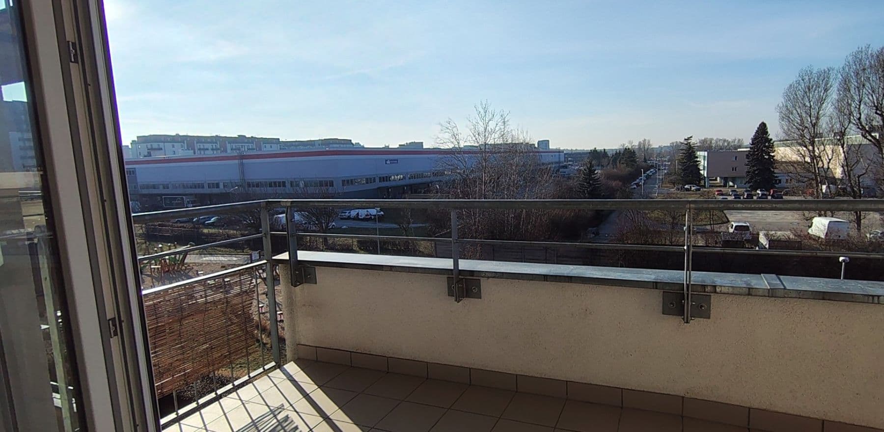 Prenájom bytu 2-izbový 46 m², Hlučkova, Praha, Praha Prenájom bytu 2-izbový 46 m², Hlučkova, Praha, Praha