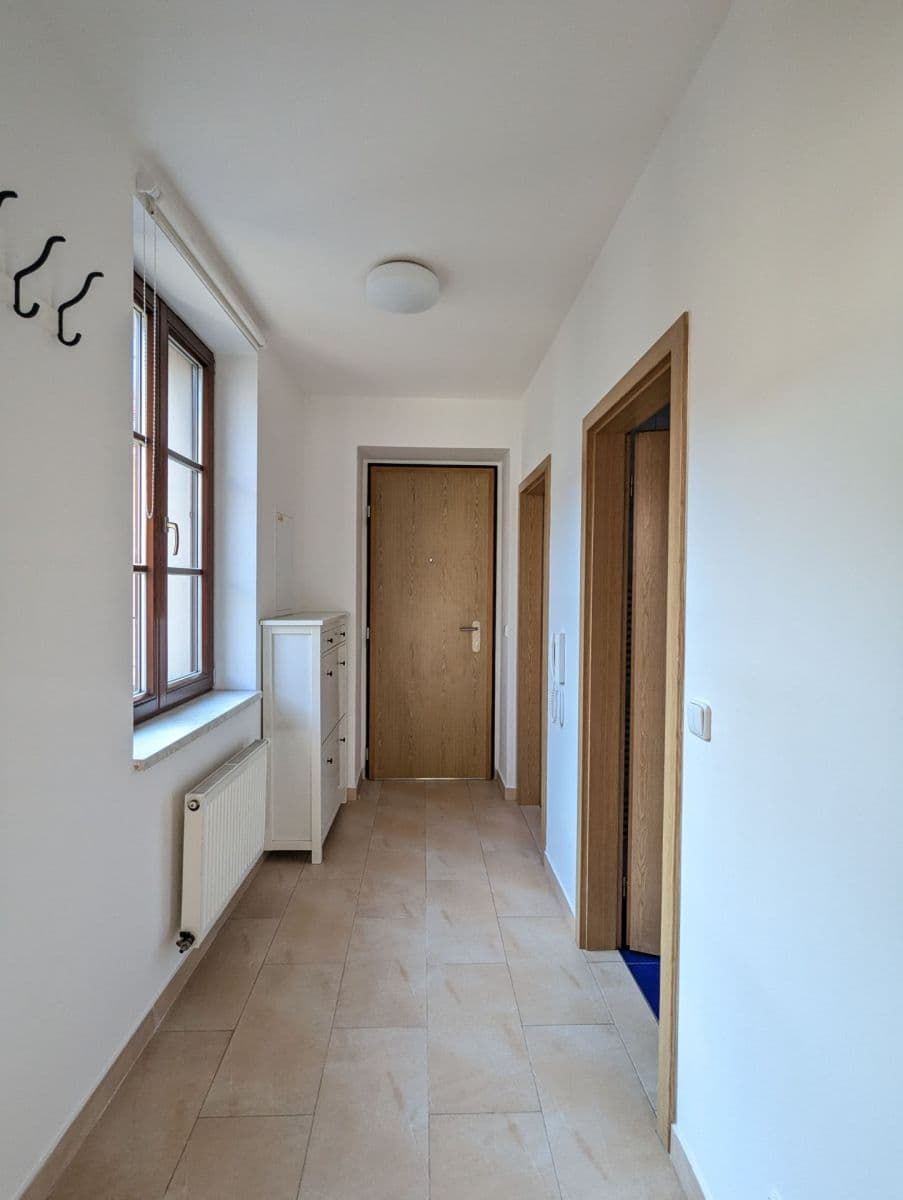 Prenájom bytu 3-izbový 85 m², Lidická, Praha, Praha Prenájom bytu 3-izbový 85 m², Lidická, Praha, Praha