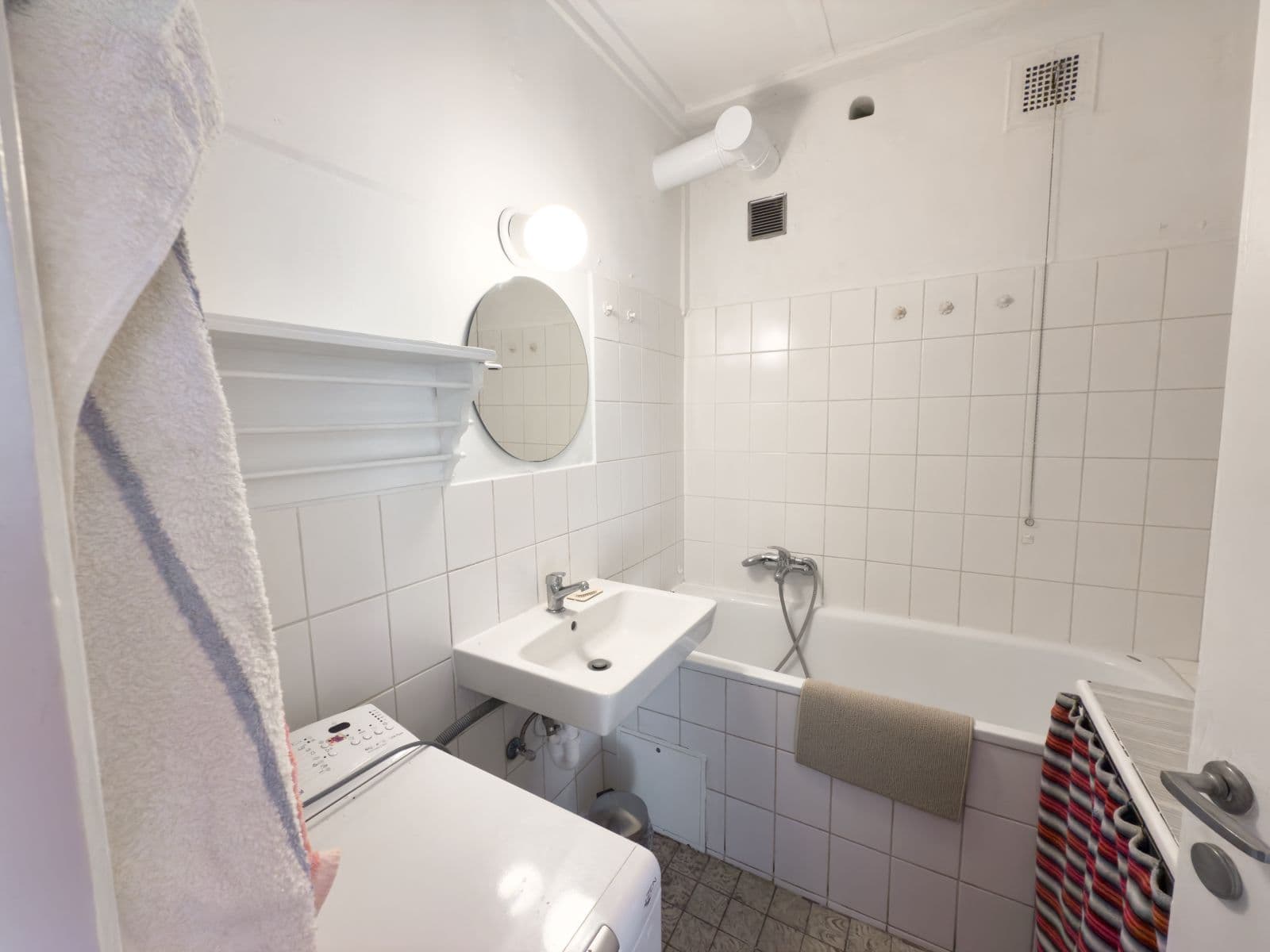 Prenájom bytu 110 m², Solidarity, Praha, Praha Prenájom bytu 110 m², Solidarity, Praha, Praha