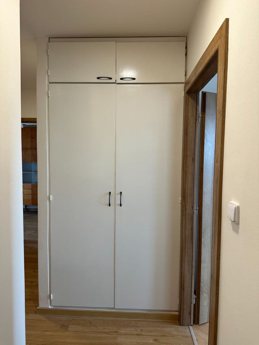 Prenájom bytu 3-izbový 75 m², Nad Olšinami, Praha, Praha Prenájom bytu 3-izbový 75 m², Nad Olšinami, Praha, Praha