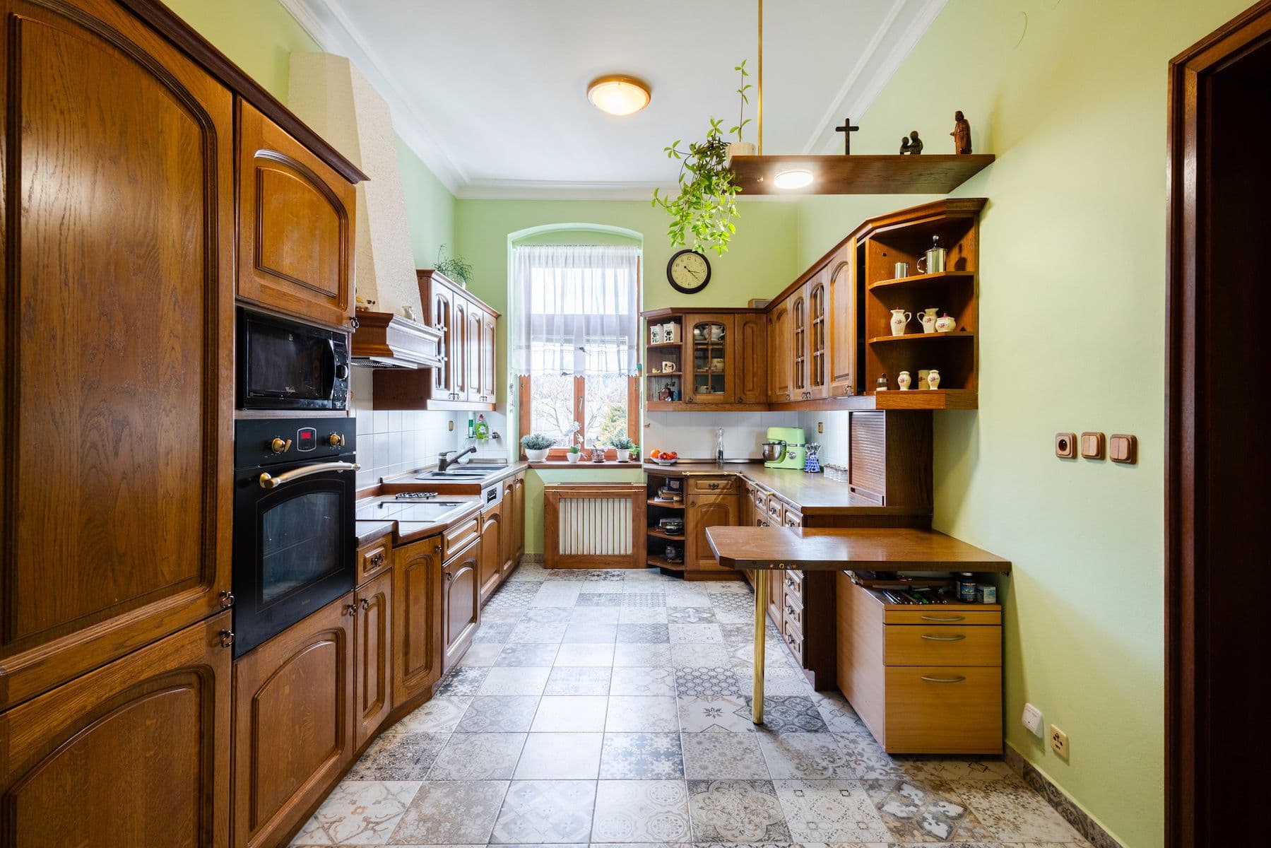 Predaj domu 378 m², pozemek 385 m², Poděbradova, Chomutov, Ústecký kraj Predaj domu 378 m², pozemek 385 m², Poděbradova, Chomutov, Ústecký kraj