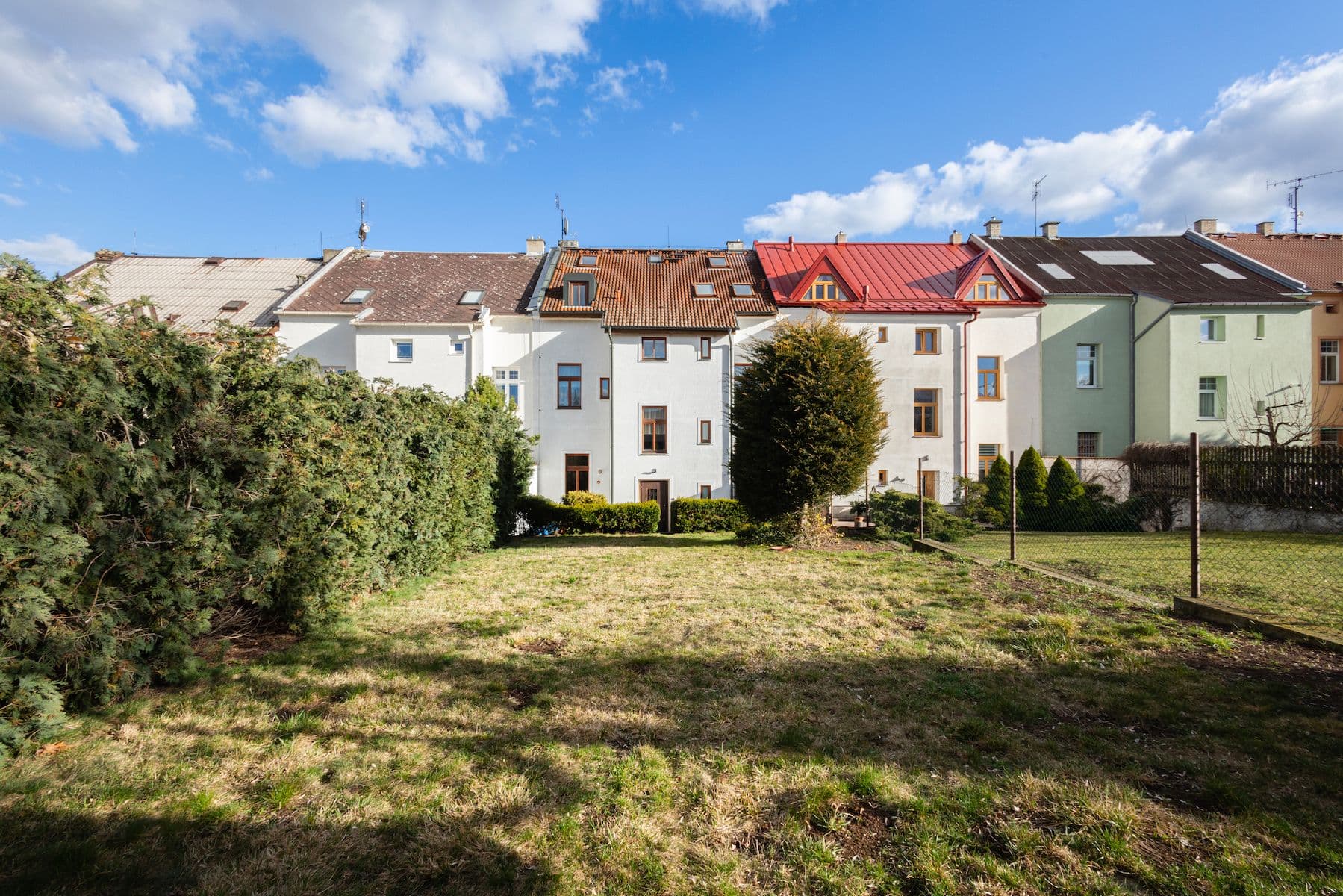 Predaj domu 378 m², pozemek 385 m², Poděbradova, Chomutov, Ústecký kraj Predaj domu 378 m², pozemek 385 m², Poděbradova, Chomutov, Ústecký kraj