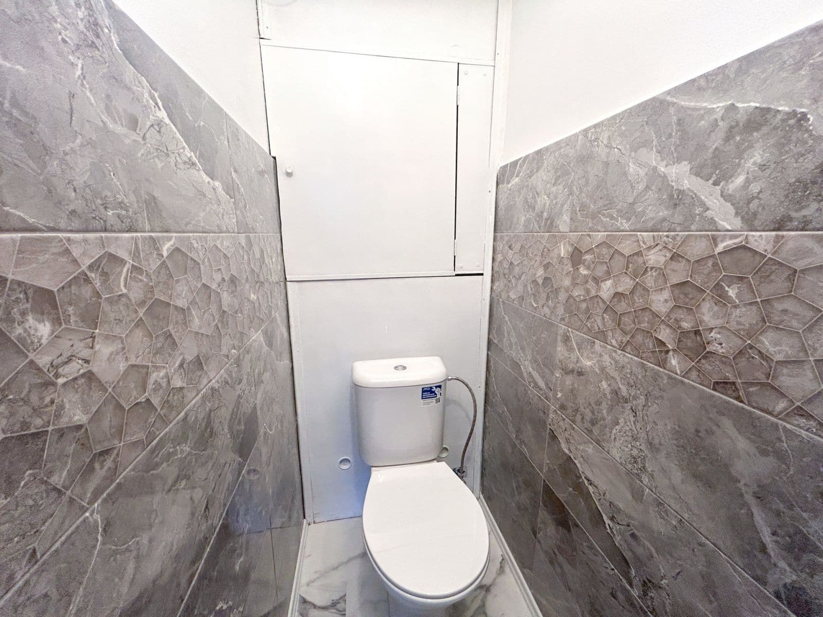 Prenájom bytu 3-izbový 68 m², Šiškova, Praha, Praha Prenájom bytu 3-izbový 68 m², Šiškova, Praha, Praha