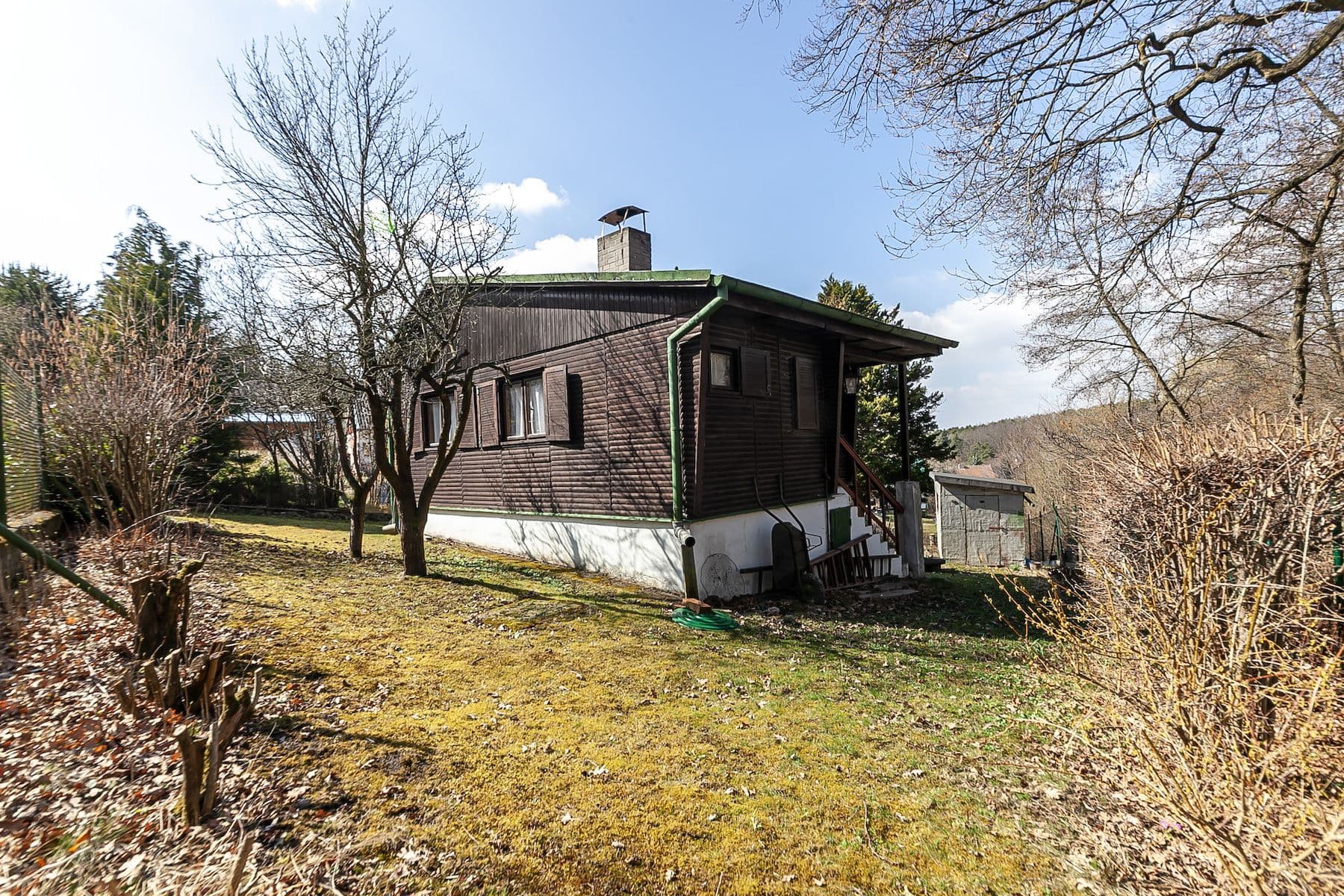 Predaj rekreačného objektu 50 m², pozemek 409 m², Psáry, Středočeský kraj Predaj rekreačného objektu 50 m², pozemek 409 m², Psáry, Středočeský kraj