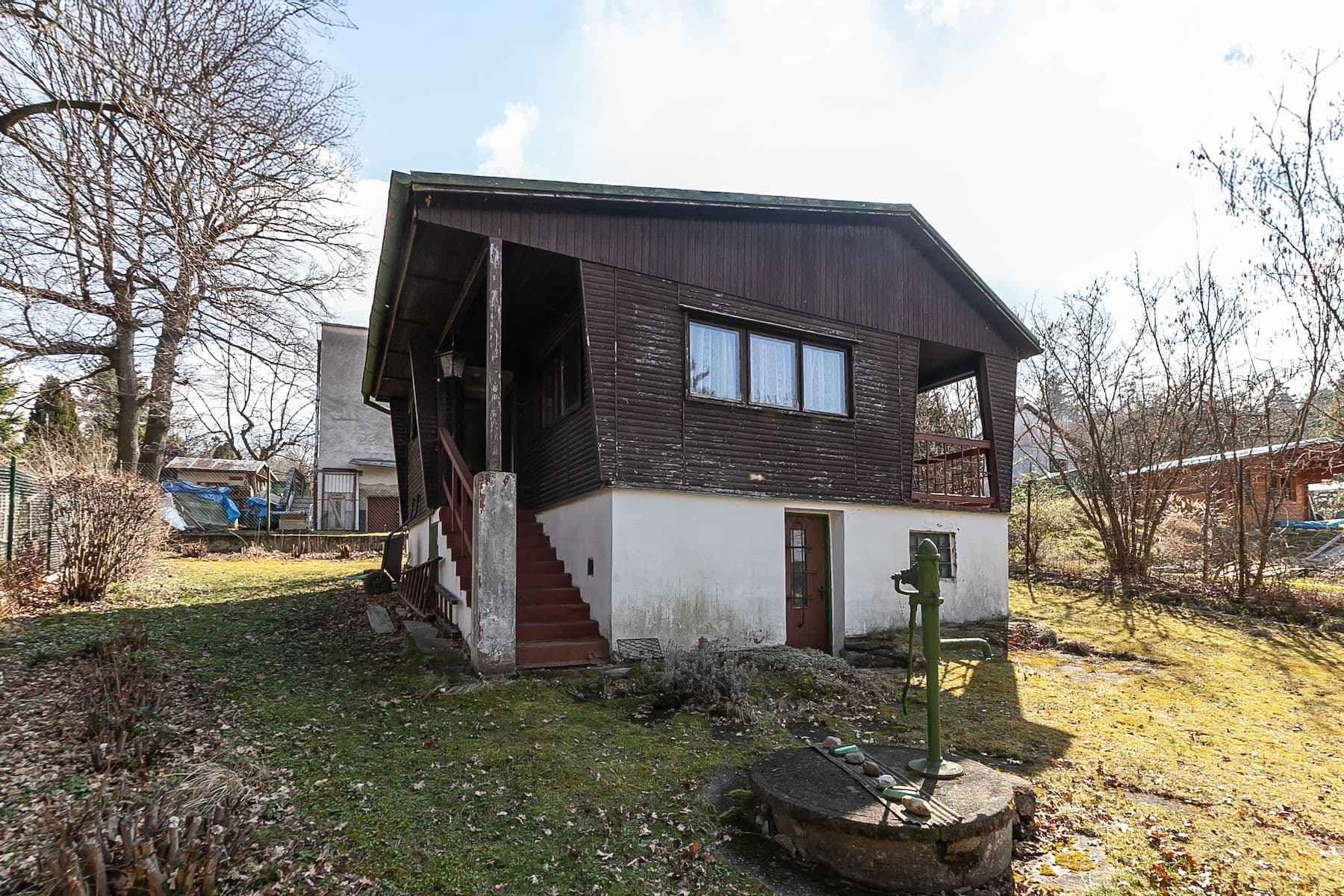 Predaj rekreačného objektu 50 m², pozemek 409 m², Psáry, Středočeský kraj Predaj rekreačného objektu 50 m², pozemek 409 m², Psáry, Středočeský kraj