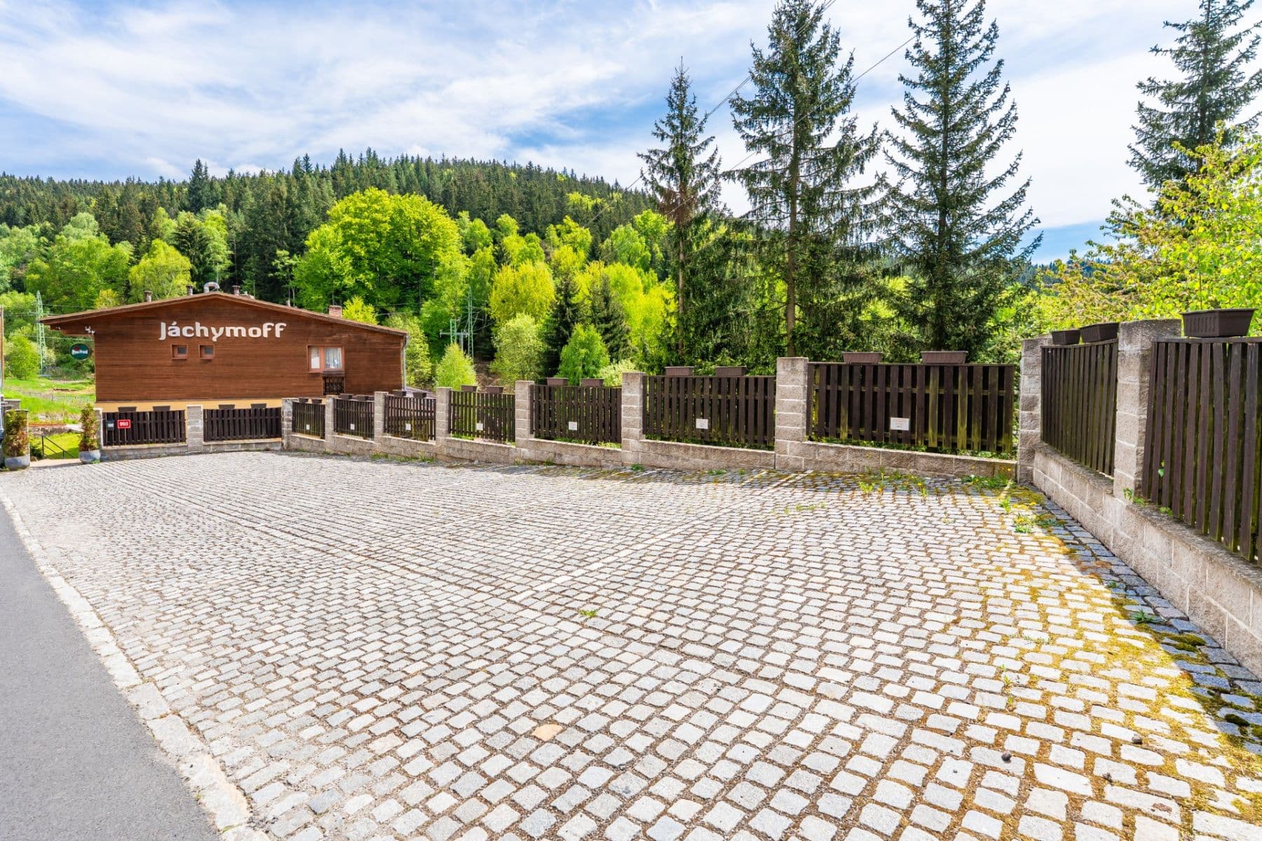 Predaj domu 600 m², pozemek 1.071 m², Fibichova, Jáchymov, Karlovarský kraj Predaj domu 600 m², pozemek 1.071 m², Fibichova, Jáchymov, Karlovarský kraj