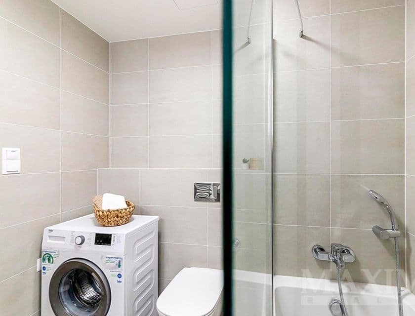 Predaj bytu 1-izbový 40 m², Argentinská, Praha, Praha Predaj bytu 1-izbový 40 m², Argentinská, Praha, Praha