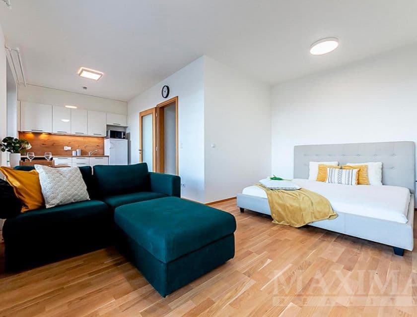 Predaj bytu 1-izbový 40 m², Argentinská, Praha, Praha Predaj bytu 1-izbový 40 m², Argentinská, Praha, Praha