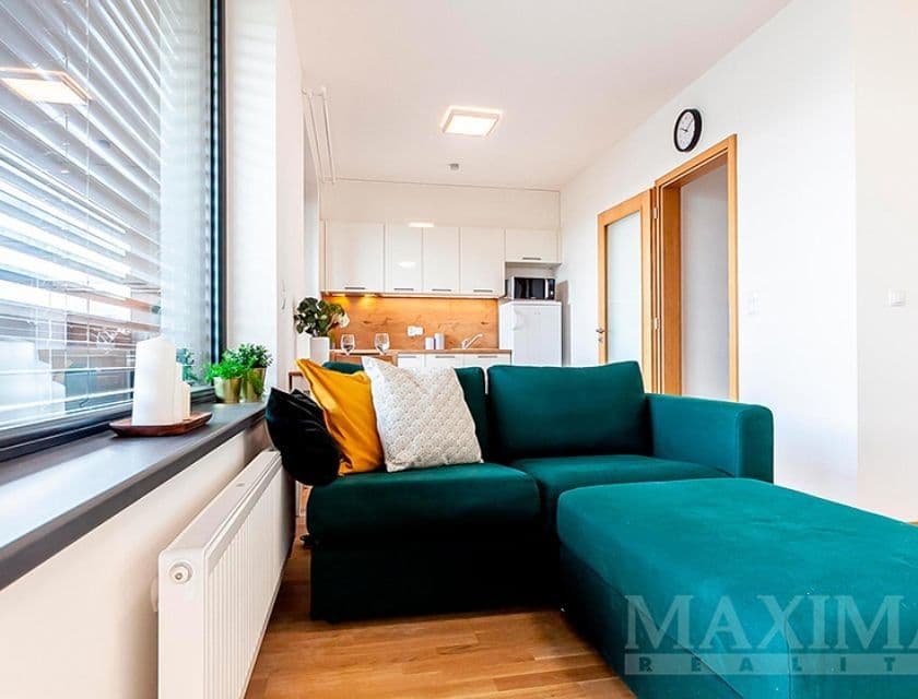 Predaj bytu 1-izbový 40 m², Argentinská, Praha, Praha Predaj bytu 1-izbový 40 m², Argentinská, Praha, Praha