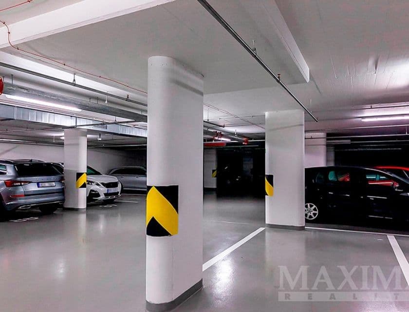 Predaj bytu 1-izbový 40 m², Argentinská, Praha, Praha Predaj bytu 1-izbový 40 m², Argentinská, Praha, Praha