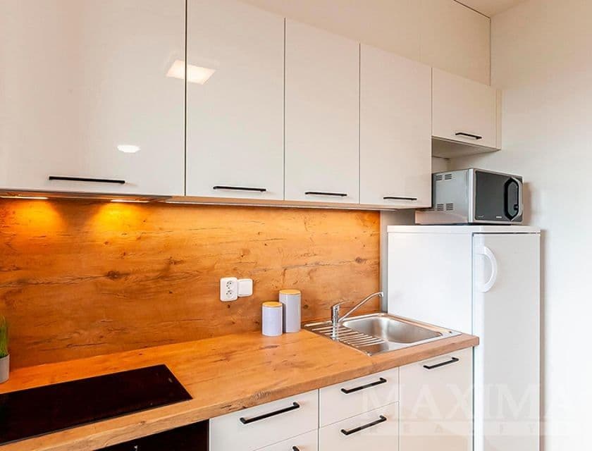 Predaj bytu 1-izbový 40 m², Argentinská, Praha, Praha Predaj bytu 1-izbový 40 m², Argentinská, Praha, Praha