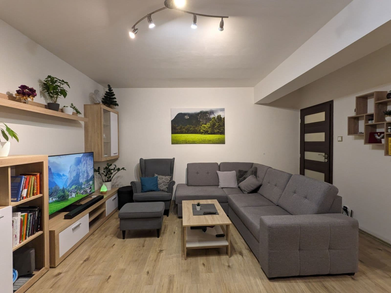 Prenájom bytu 2-izbový 54 m², Masarykova, Roztoky, Středočeský kraj Prenájom bytu 2-izbový 54 m², Masarykova, Roztoky, Středočeský kraj