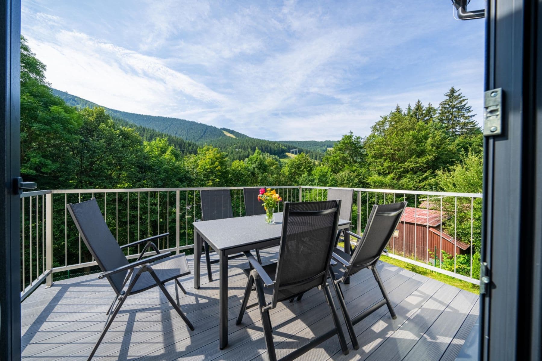 Predaj rekreačného objektu 371 m², pozemek 1.110 m², Loučná nad Desnou, Olomoucký kraj Predaj rekreačného objektu 371 m², pozemek 1.110 m², Loučná nad Desnou, Olomoucký kraj