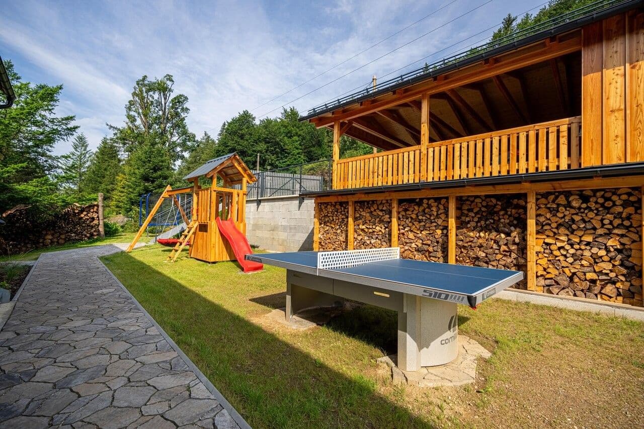 Predaj rekreačného objektu 371 m², pozemek 1.110 m², Loučná nad Desnou, Olomoucký kraj Predaj rekreačného objektu 371 m², pozemek 1.110 m², Loučná nad Desnou, Olomoucký kraj