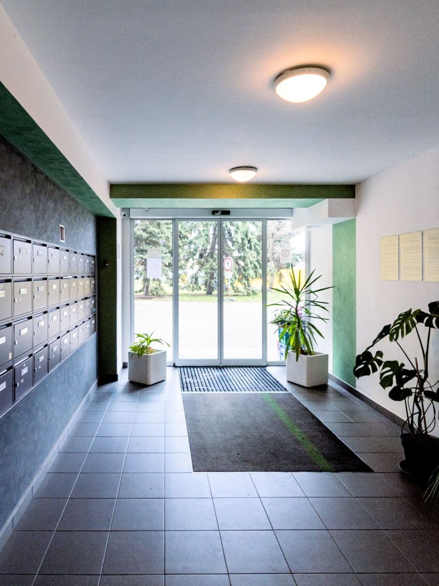 Prenájom bytu 2-izbový 45 m², Vlastina, Praha, Praha Prenájom bytu 2-izbový 45 m², Vlastina, Praha, Praha