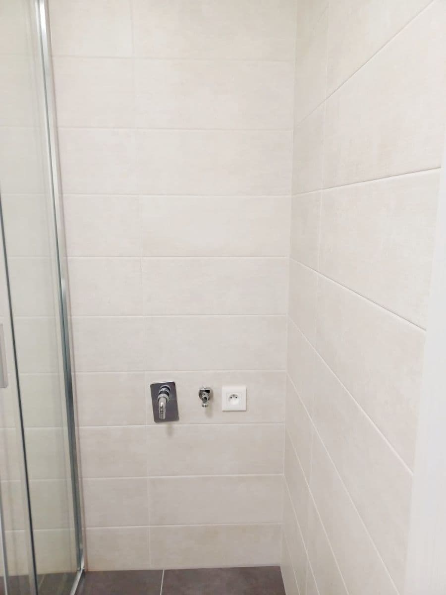 Prenájom bytu 1-izbový 36 m², Na Jíkalce, Plzeň, Plzeňský kraj Prenájom bytu 1-izbový 36 m², Na Jíkalce, Plzeň, Plzeňský kraj