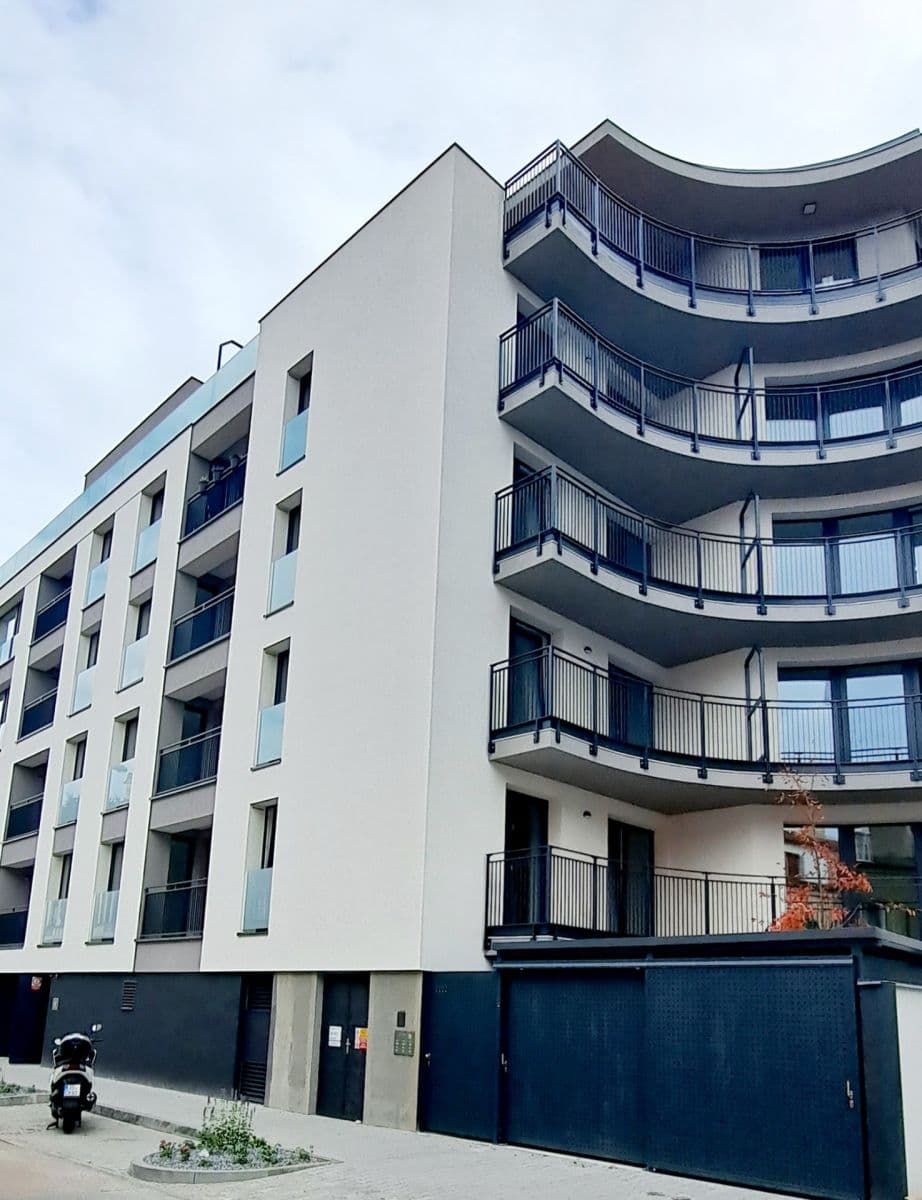 Prenájom bytu 1-izbový 36 m², Na Jíkalce, Plzeň, Plzeňský kraj Prenájom bytu 1-izbový 36 m², Na Jíkalce, Plzeň, Plzeňský kraj