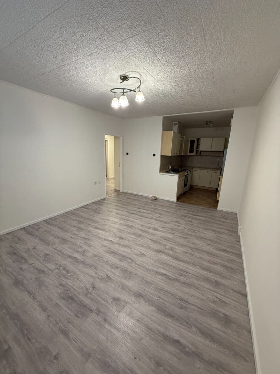 Prenájom bytu 3-izbový 63 m², Tererova, Praha, Praha Prenájom bytu 3-izbový 63 m², Tererova, Praha, Praha