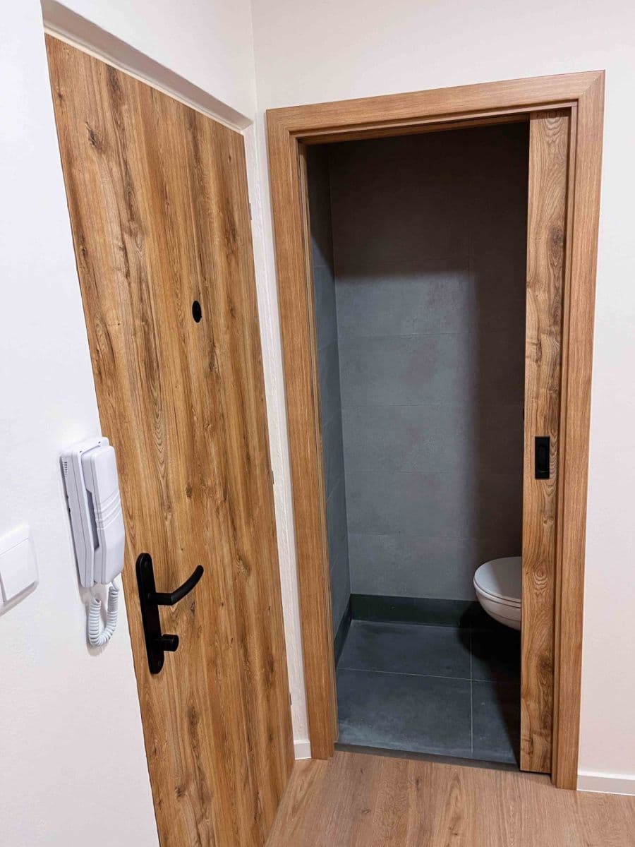 Prenájom bytu 2-izbový 55 m², ulice Čoupkových, Brno, Jihomoravský kraj Prenájom bytu 2-izbový 55 m², ulice Čoupkových, Brno, Jihomoravský kraj