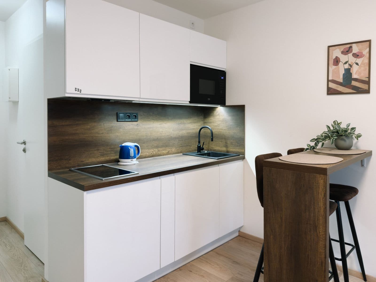 Prenájom bytu 25 m², Kubánské náměstí, Praha, Praha Prenájom bytu 25 m², Kubánské náměstí, Praha, Praha