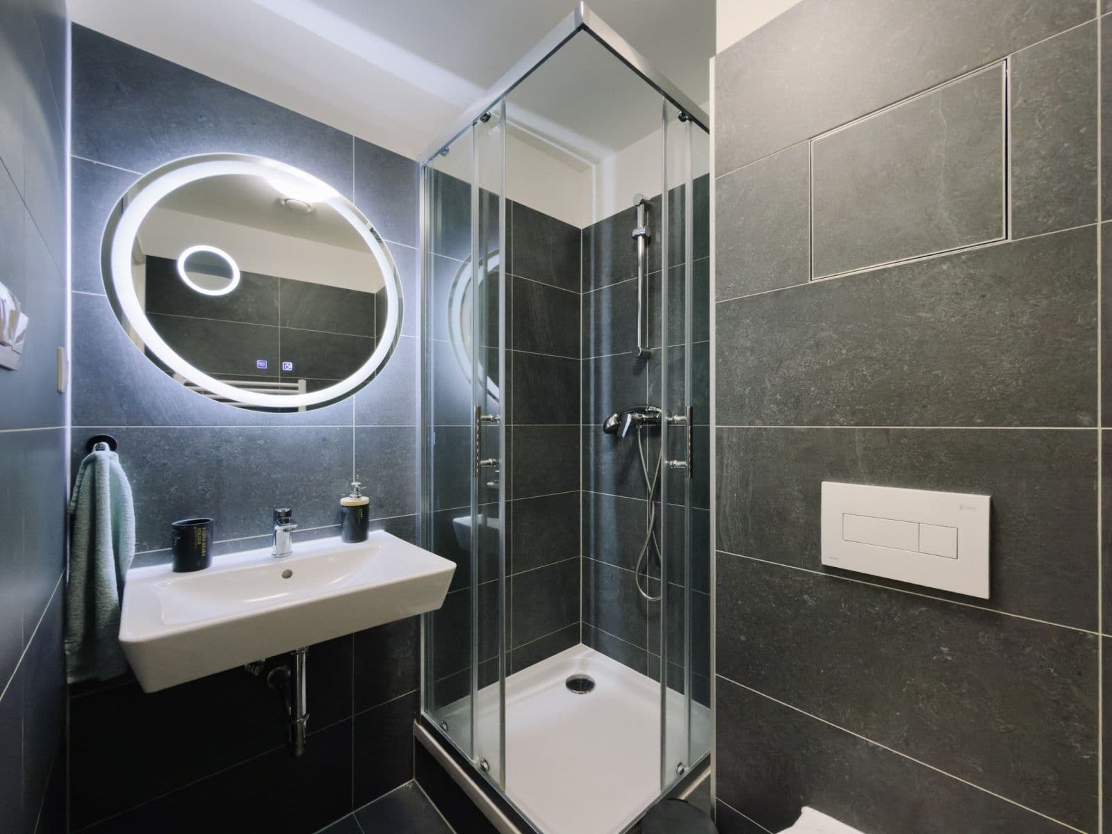 Prenájom bytu 25 m², Kubánské náměstí, Praha, Praha Prenájom bytu 25 m², Kubánské náměstí, Praha, Praha