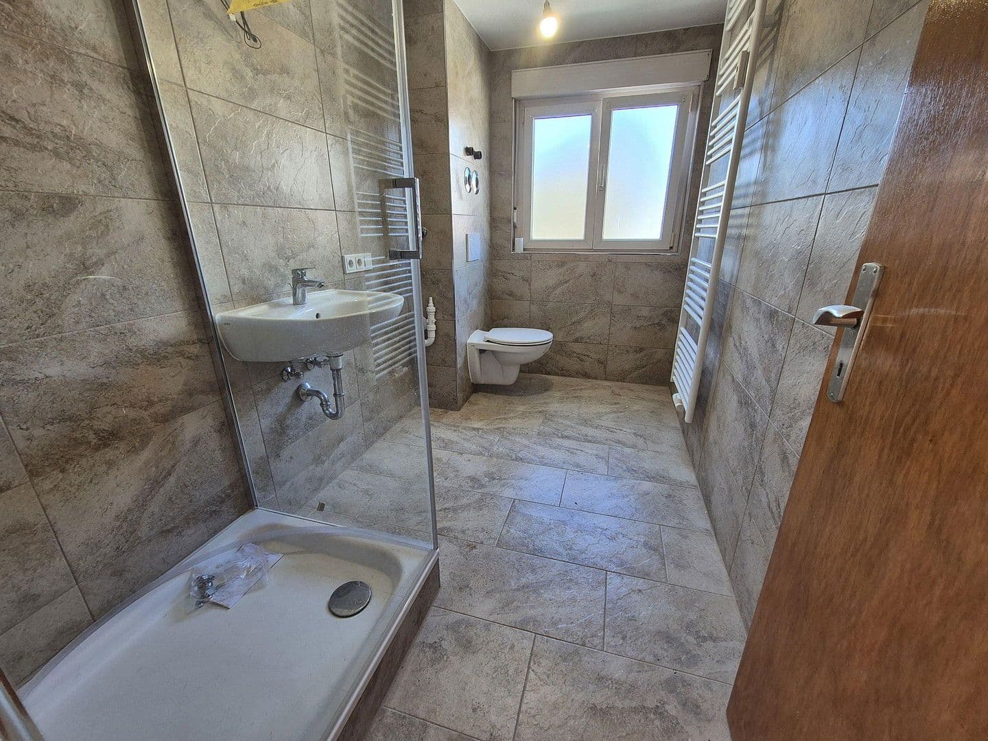 Prenájom bytu 2-izbový 47 m², Zehntenhofstr. 37, Wiesbaden, Hesensko Prenájom bytu 2-izbový 47 m², Zehntenhofstr. 37, Wiesbaden, Hesensko