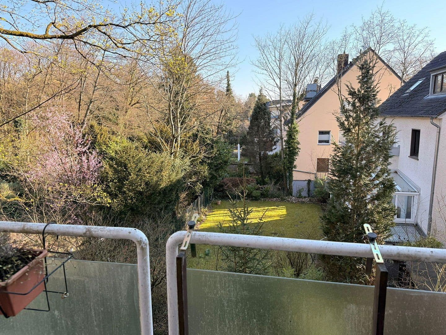 Prenájom bytu 3-izbový 78 m², Köln, Severné Porýnie - Westfálsko Prenájom bytu 3-izbový 78 m², Köln, Severné Porýnie - Westfálsko