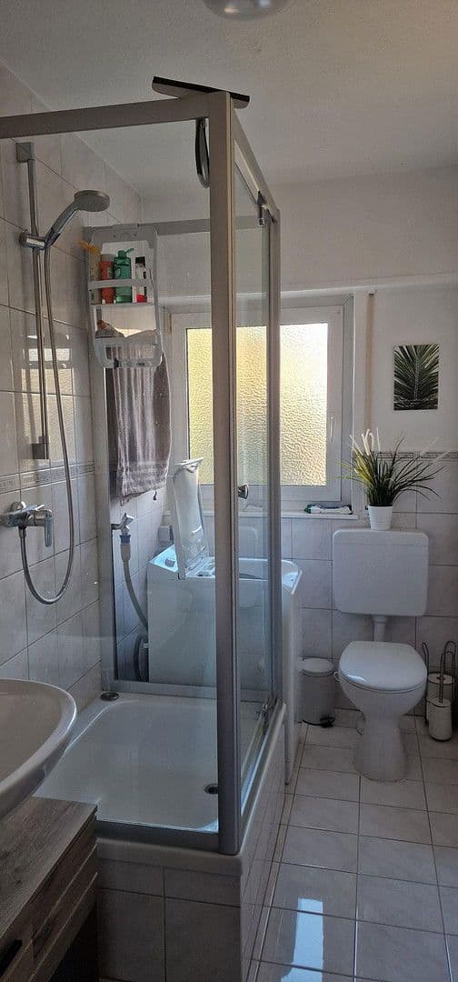 Prenájom bytu 2-izbový 54 m², Stuttgart-Büsnau, Bádensko-Wurttembersko Prenájom bytu 2-izbový 54 m², Stuttgart-Büsnau, Bádensko-Wurttembersko