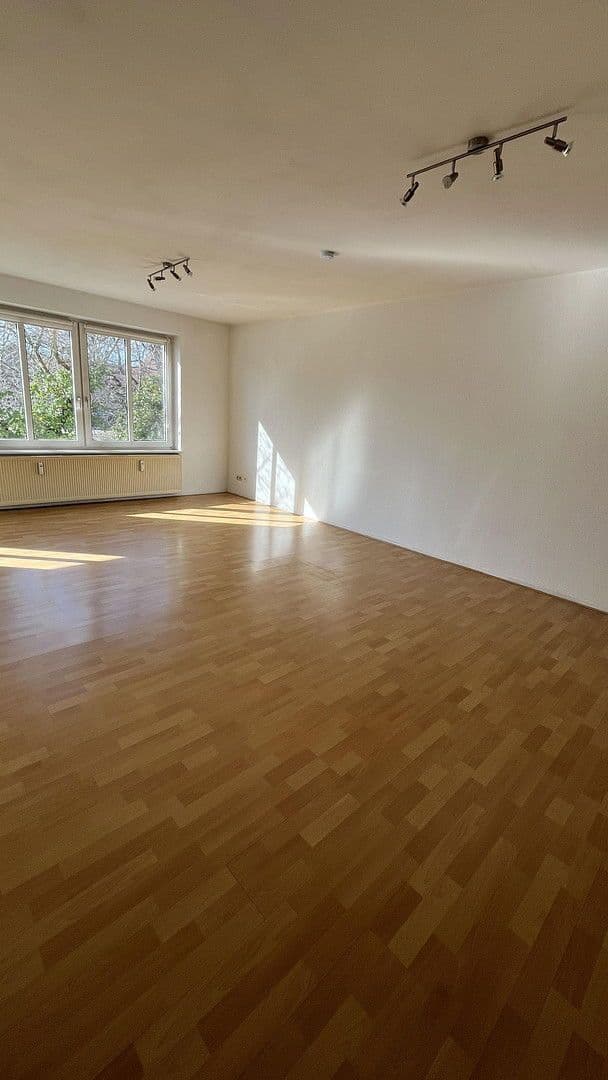 Prenájom bytu 2-izbový 65 m², Wolfsburger Straße 2e, Wolfsburg, Dolné Sasko Prenájom bytu 2-izbový 65 m², Wolfsburger Straße 2e, Wolfsburg, Dolné Sasko