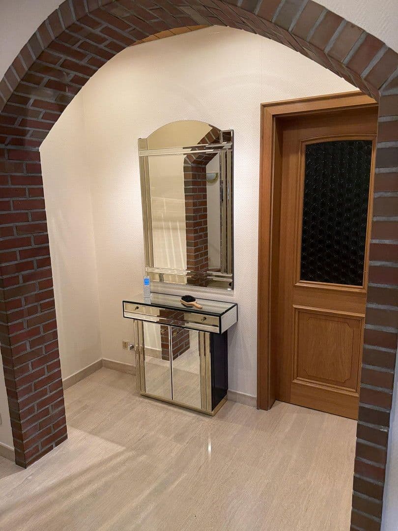 Predaj domu 415 m², pozemek 1.021 m², Kaltenkirchen, Šlezvicko-Holštajnsko Predaj domu 415 m², pozemek 1.021 m², Kaltenkirchen, Šlezvicko-Holštajnsko