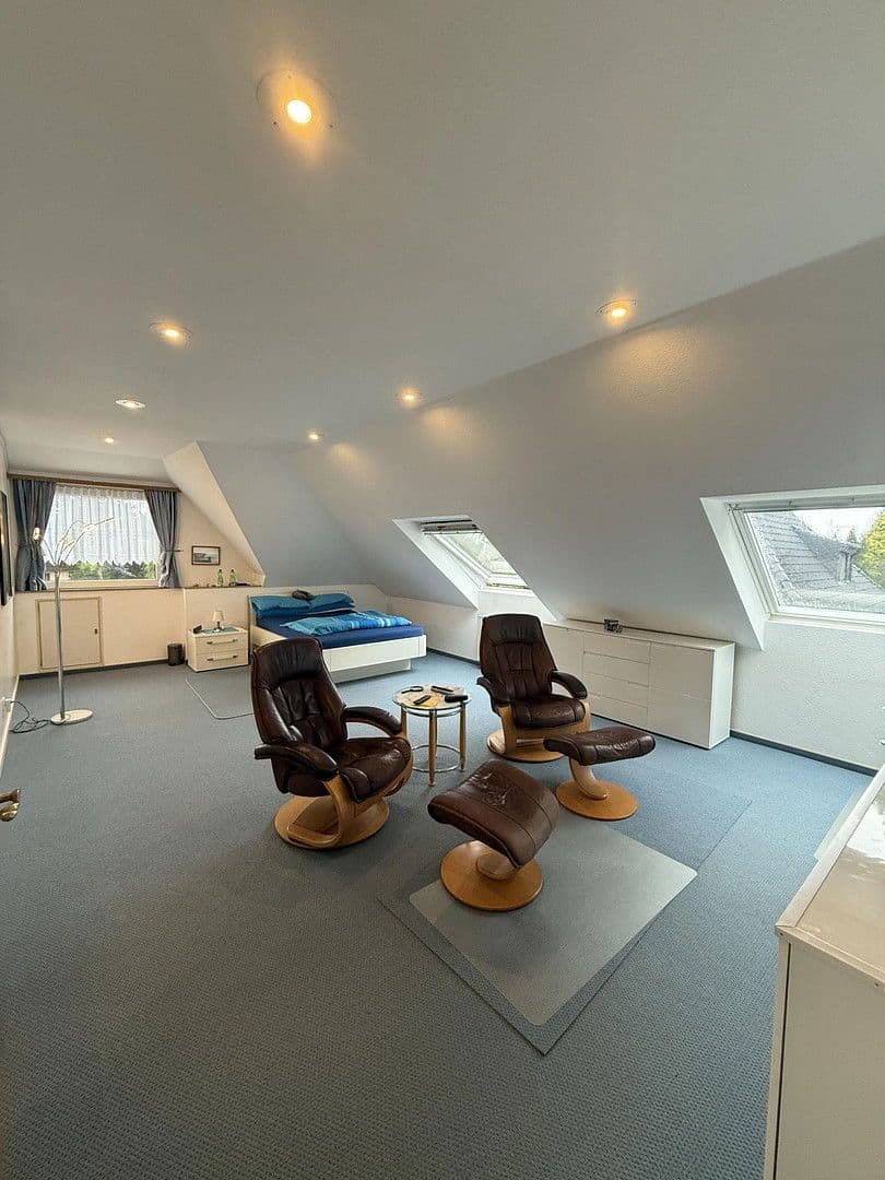 Predaj domu 415 m², pozemek 1.021 m², Kaltenkirchen, Šlezvicko-Holštajnsko Predaj domu 415 m², pozemek 1.021 m², Kaltenkirchen, Šlezvicko-Holštajnsko