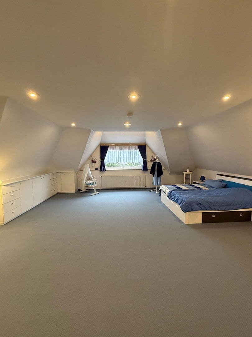Predaj domu 415 m², pozemek 1.021 m², Kaltenkirchen, Šlezvicko-Holštajnsko Predaj domu 415 m², pozemek 1.021 m², Kaltenkirchen, Šlezvicko-Holštajnsko