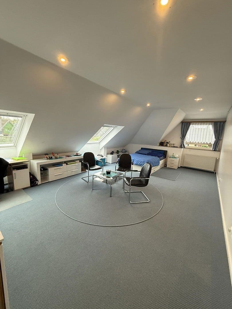 Predaj domu 415 m², pozemek 1.021 m², Kaltenkirchen, Šlezvicko-Holštajnsko Predaj domu 415 m², pozemek 1.021 m², Kaltenkirchen, Šlezvicko-Holštajnsko
