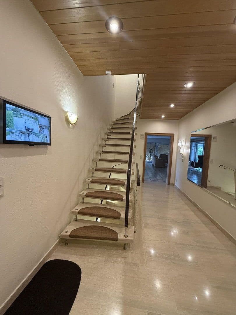 Predaj domu 415 m², pozemek 1.021 m², Kaltenkirchen, Šlezvicko-Holštajnsko Predaj domu 415 m², pozemek 1.021 m², Kaltenkirchen, Šlezvicko-Holštajnsko