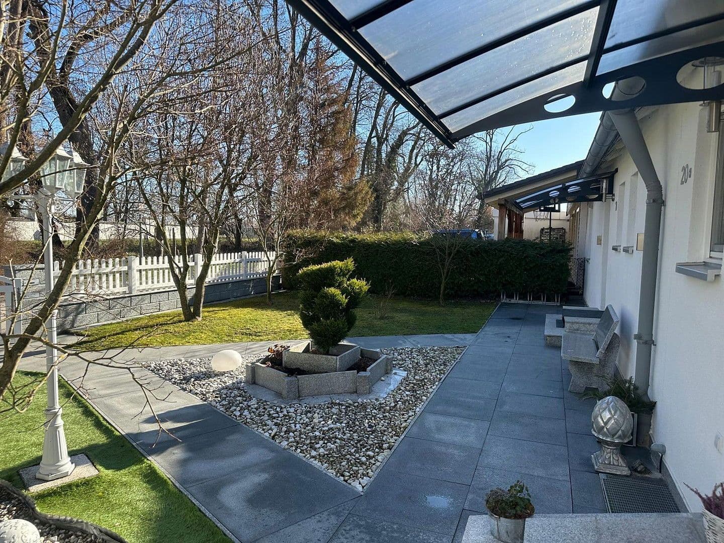 Prenájom domu 150 m², pozemek 290 m², Oberschleißheim, Bavorsko Prenájom domu 150 m², pozemek 290 m², Oberschleißheim, Bavorsko