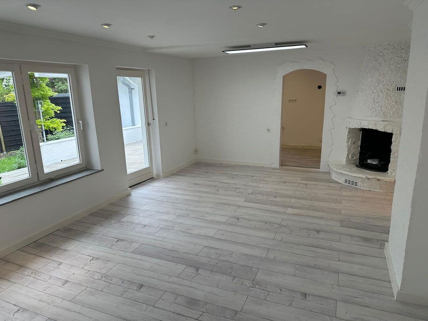 Prenájom domu 150 m², pozemek 290 m², Oberschleißheim, Bavorsko Prenájom domu 150 m², pozemek 290 m², Oberschleißheim, Bavorsko