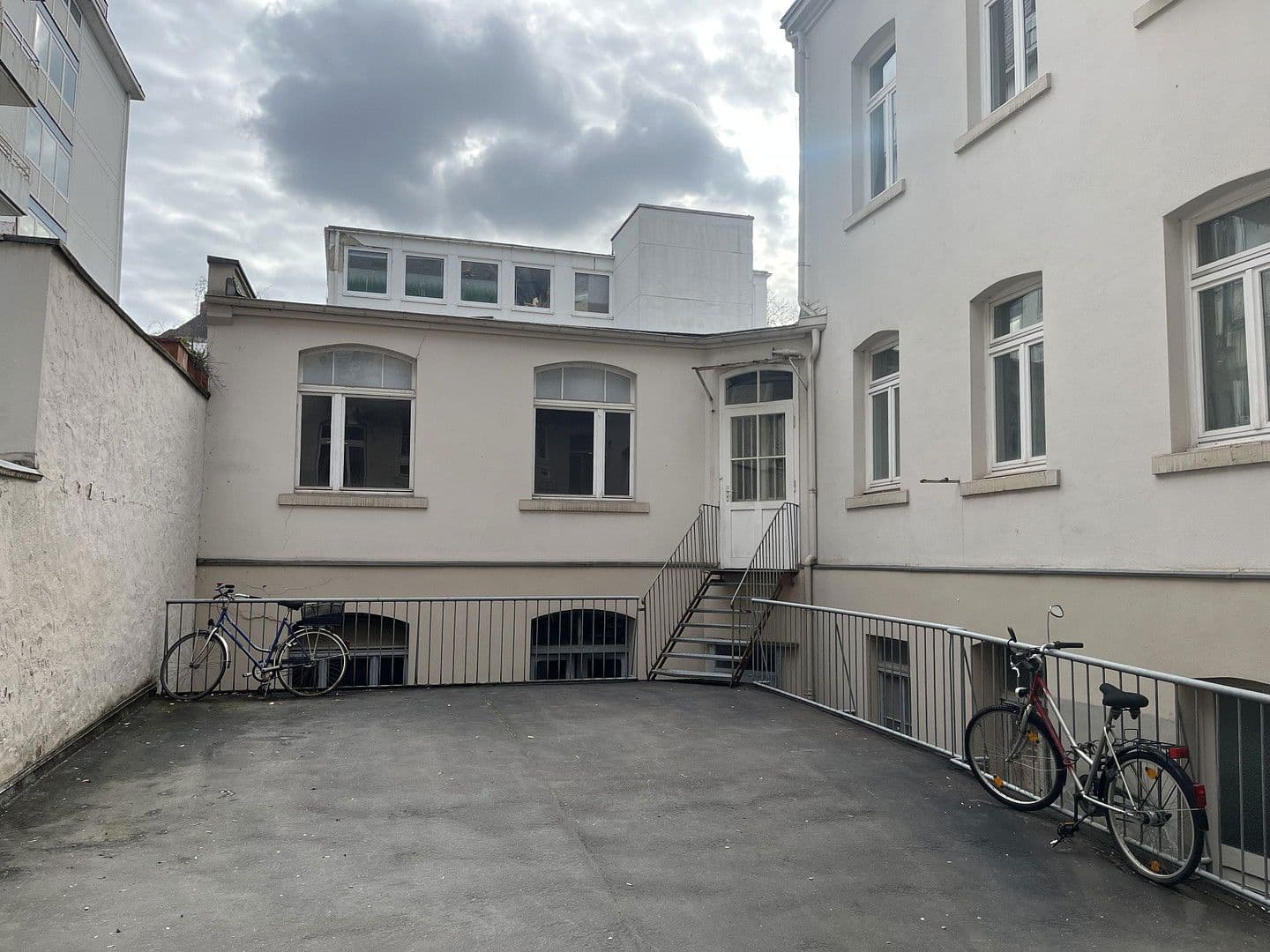 Prenájom nebytového priestoru 76 m², Erbacher Straße 9, Wiesbaden, Hesensko Prenájom nebytového priestoru 76 m², Erbacher Straße 9, Wiesbaden, Hesensko