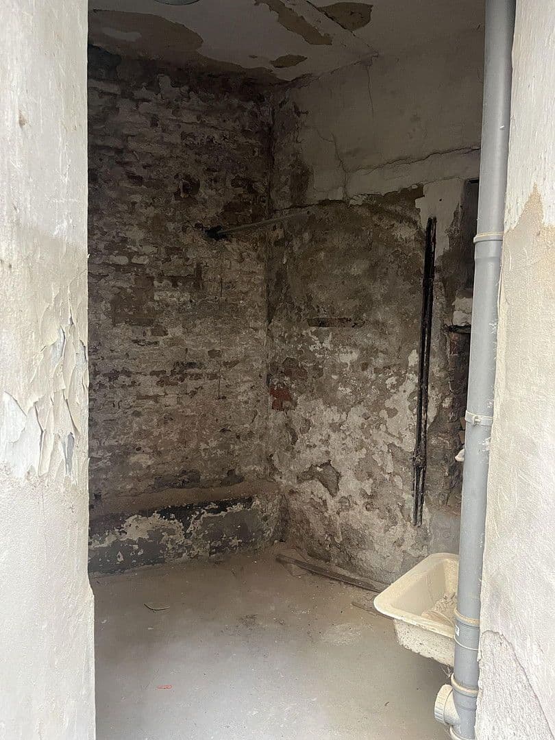 Prenájom nebytového priestoru 76 m², Erbacher Straße 9, Wiesbaden, Hesensko Prenájom nebytového priestoru 76 m², Erbacher Straße 9, Wiesbaden, Hesensko