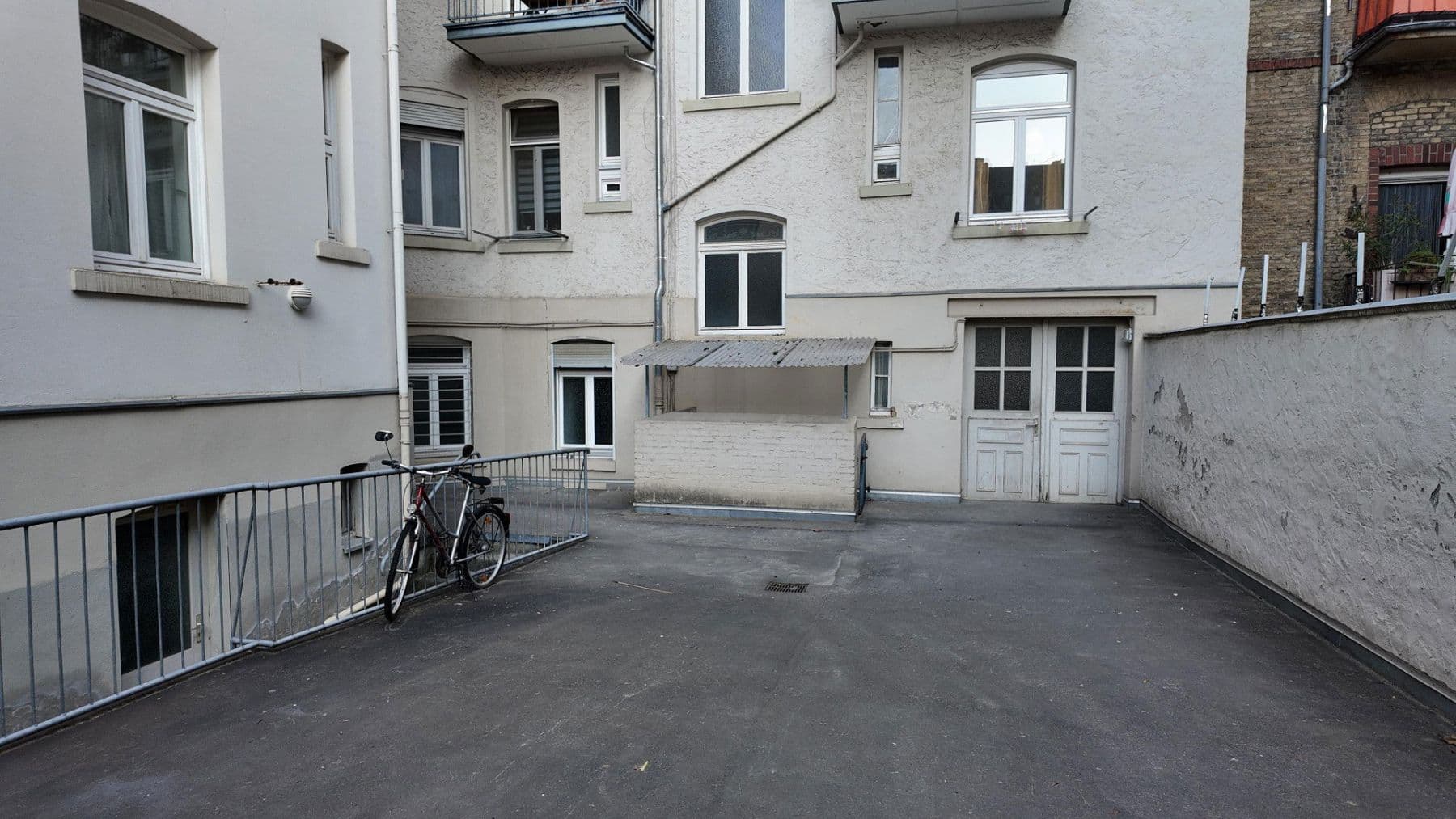 Prenájom nebytového priestoru 76 m², Erbacher Straße 9, Wiesbaden, Hesensko Prenájom nebytového priestoru 76 m², Erbacher Straße 9, Wiesbaden, Hesensko