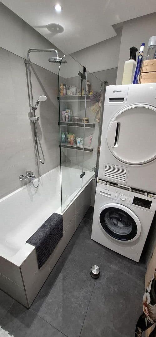 Predaj bytu 3-izbový 80 m², Neusäß, Bavorsko Predaj bytu 3-izbový 80 m², Neusäß, Bavorsko