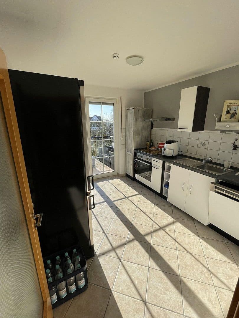 Prenájom bytu 4-izbový 92 m², Burscheid, Severné Porýnie - Westfálsko Prenájom bytu 4-izbový 92 m², Burscheid, Severné Porýnie - Westfálsko