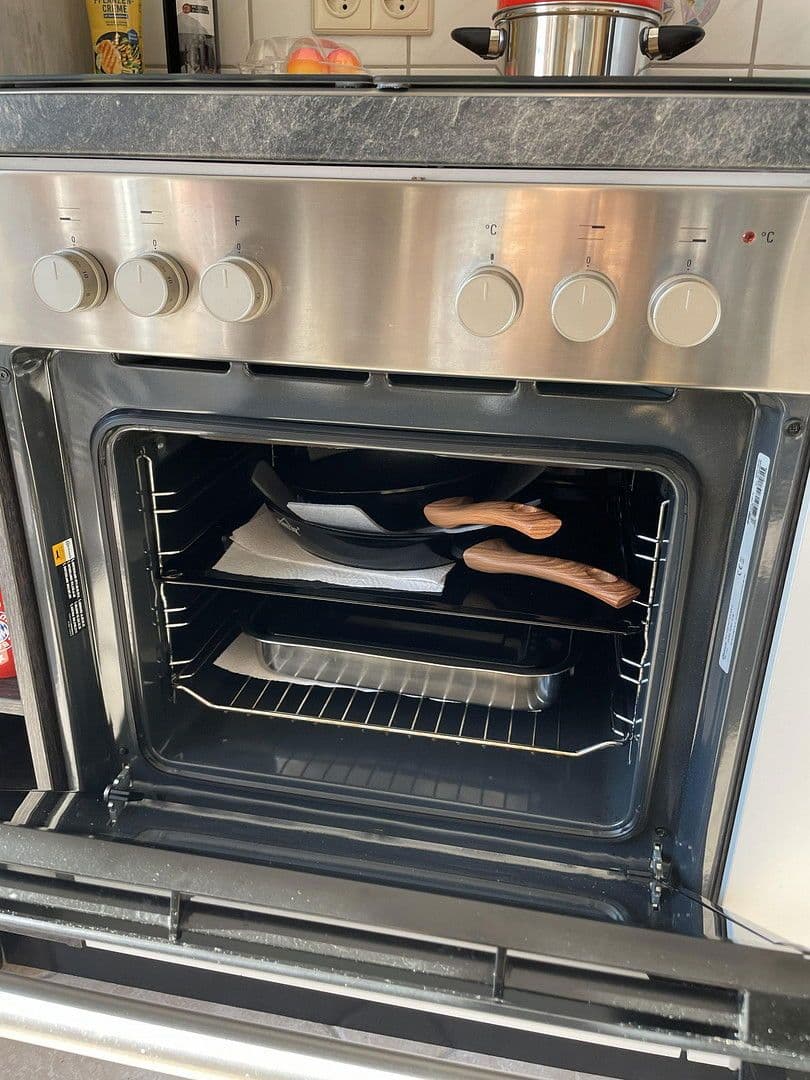 Prenájom bytu 4-izbový 92 m², Burscheid, Severné Porýnie - Westfálsko Prenájom bytu 4-izbový 92 m², Burscheid, Severné Porýnie - Westfálsko