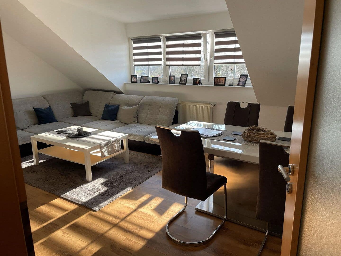 Prenájom bytu 4-izbový 92 m², Burscheid, Severné Porýnie - Westfálsko Prenájom bytu 4-izbový 92 m², Burscheid, Severné Porýnie - Westfálsko